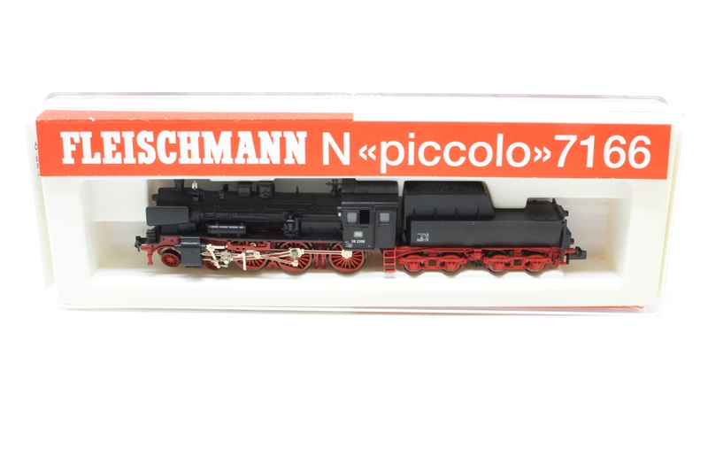 Fleischmann 7166 Class BR 38 4-6-0 of the DB - Hattons