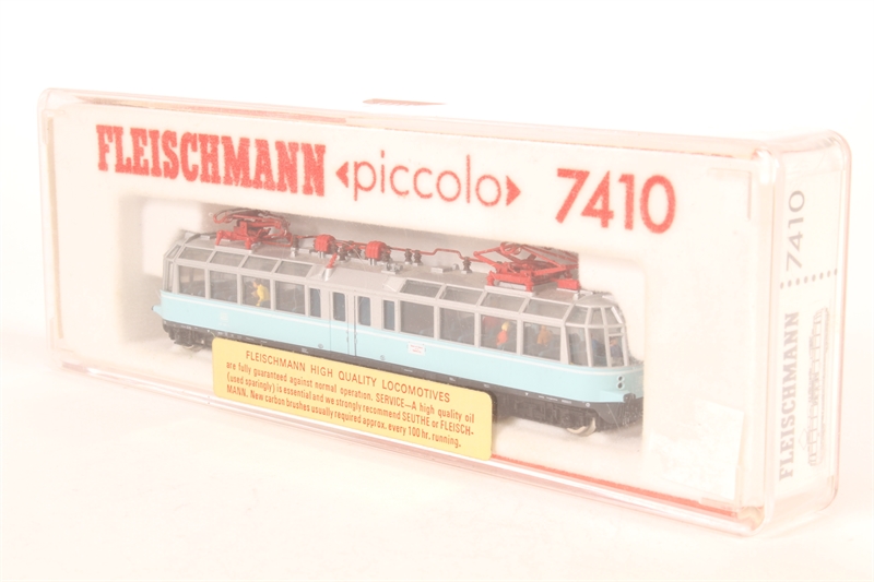 Fleischmann 7410FL Class 491 001-4 'Glass Train' railcar - Hattons