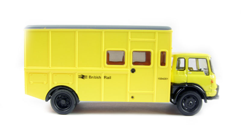 Oxford Diecast 76TK002 Bedford TK box 1 van in yellow - Hattons