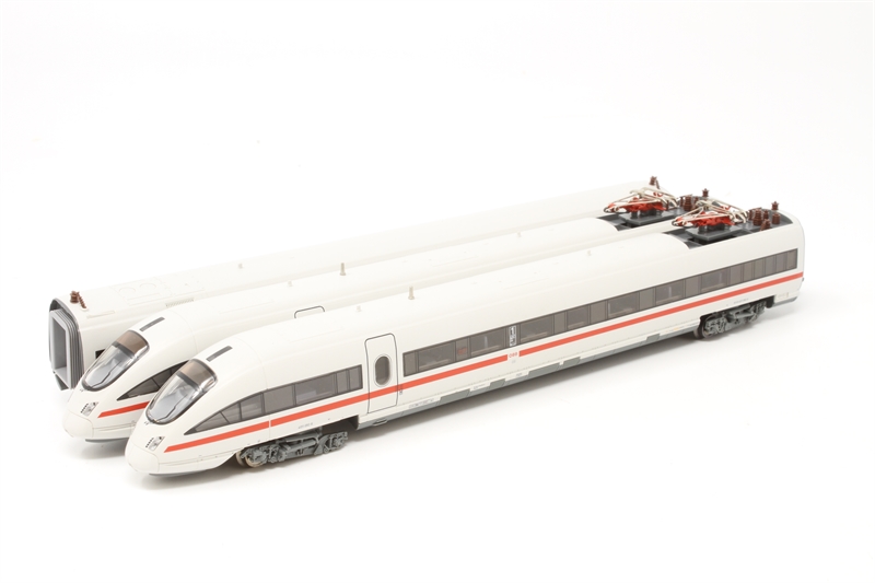 Fleischmann 7760FL Class Rh 4011 ICE-T 3-cat EMU of the +ûBB