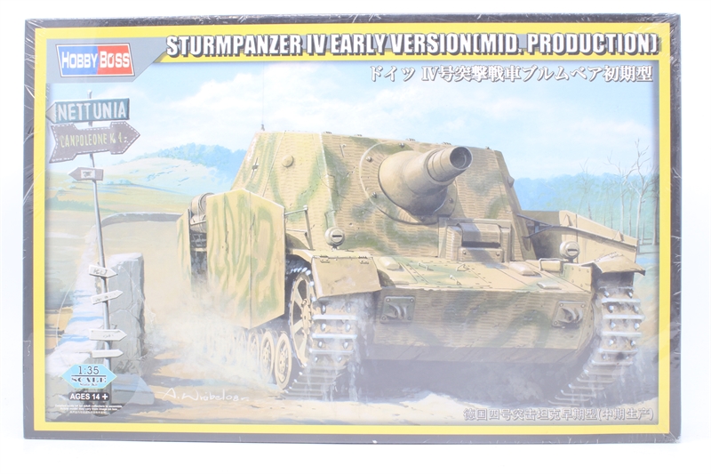 HobbyBoss 80135HBB German Sturmpanzer IV early version (mid production)