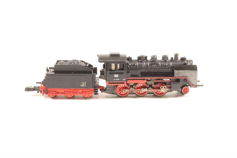 Marklin 81560 DB Starter Set - Includes Class 24 Loco, 2 x - Hattons