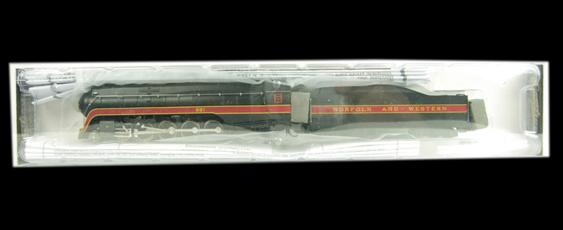 Bachmann USA 82155BAC Class J 4-8-4 601 of the Norfolk & - Hattons