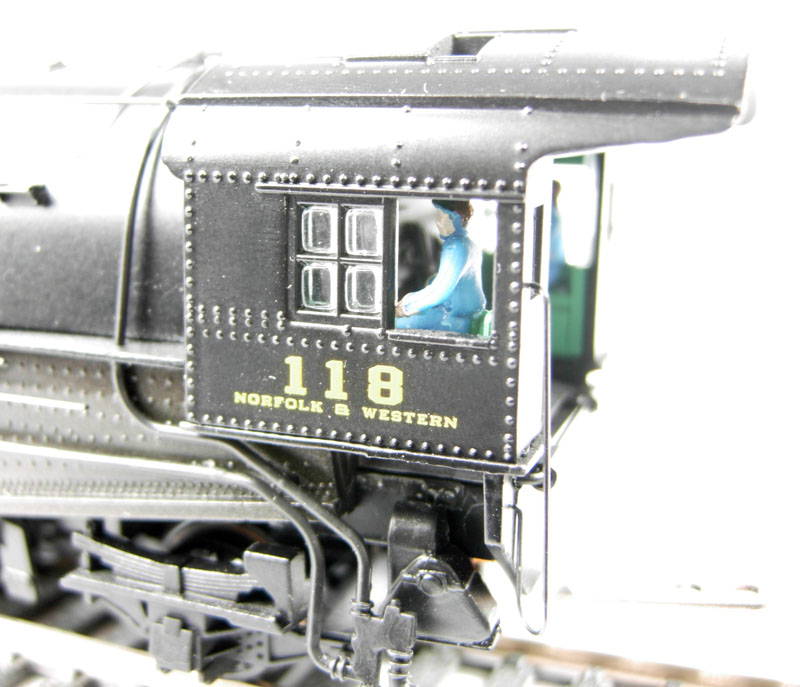 Bachmann USA 84203BAC American USRA Heavy Mountain 4-8-2 - Hattons