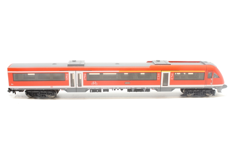 Fleischmann 8653K type ABpybdzf 484 1st/2nd class control - Hattons
