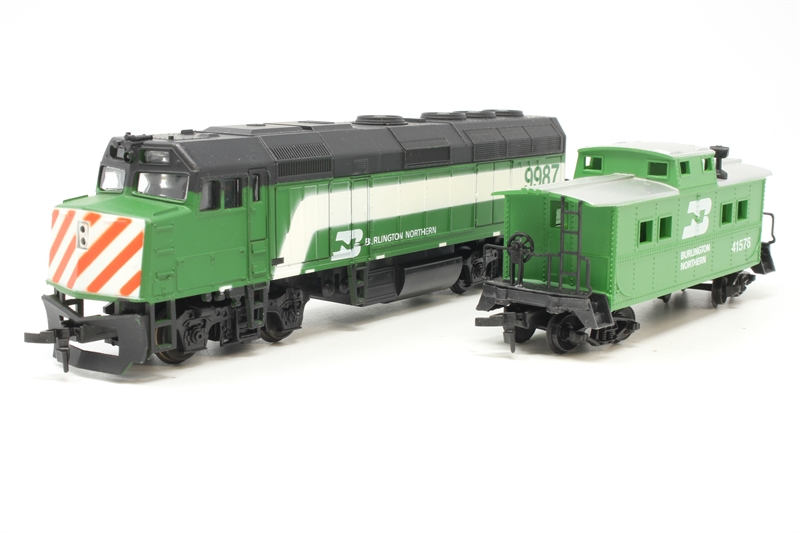 Orders HO Scale BURLINGTON NORTHERN DIESEL TRAIN ENGINE #9987