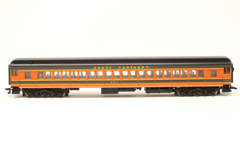 Bachmann USA 89033BAC Heavyweight passenger car 967 of the Great