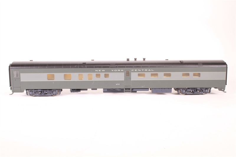 Walthers 1:87 HO NYC deals 20th Century Kitchen Dormitory Model Train Car 932-9318