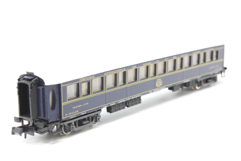 Rivarossi 9530 CIWL Pullman Sleeping Coach - Hattons