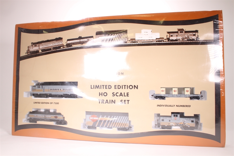 Athearn 97922 02ZATH Harley Davidson Limited Edition Train Set