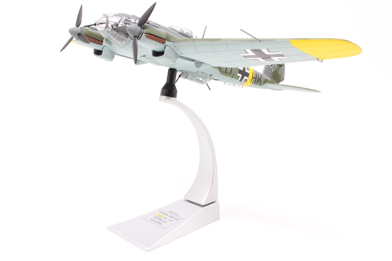 Corgi AA33706 Heinkel He 111H-4 Luftwaffe 1T+HK III/KG 26, - Hattons