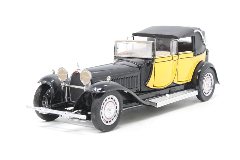 Franklin Mint B14PW07 1931 Bugatti Royal Berline De Voyage - Yellow u0026