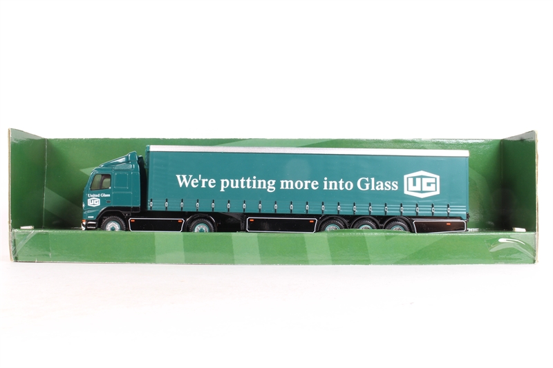 Corgi 1/64 Scale CC86702 - Volvo Curtainside Truck - The Mirror