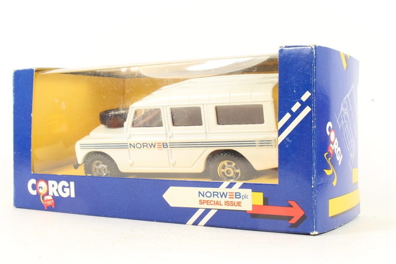 Corgi Corgi619 Corgi Land Rover Mk. III 109 WB 'Norweb' - Hattons