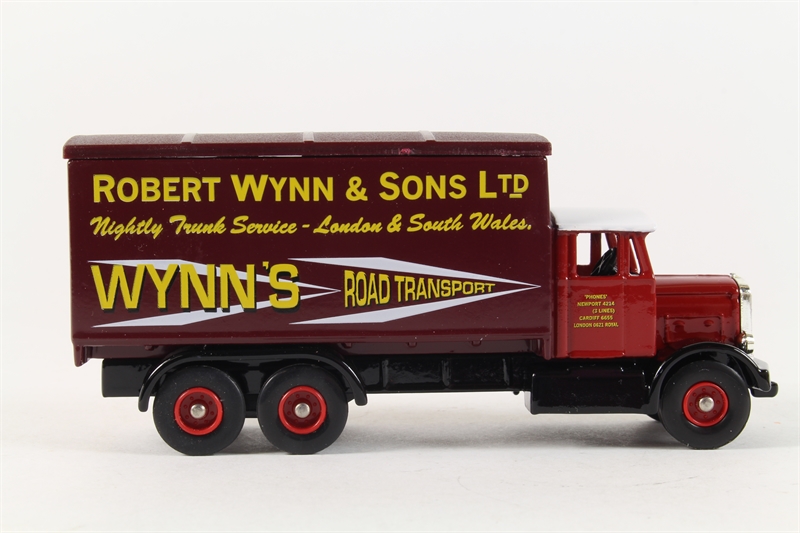 Lledo Days Gone BB1002 Scammell Six-Wheel Box Van-Whitbread, with a 3 piece Tinplate Brewery 1 Lledo Days Gone BB1002 Scammell Six-Wheel Box Van-Whitbread, with a 3 piece Tinplate Brewery 1