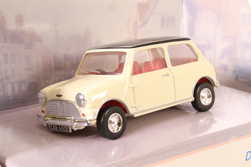 Dinky Toys DY-21 1964 Mini Cooper 'S' in Cream & Black