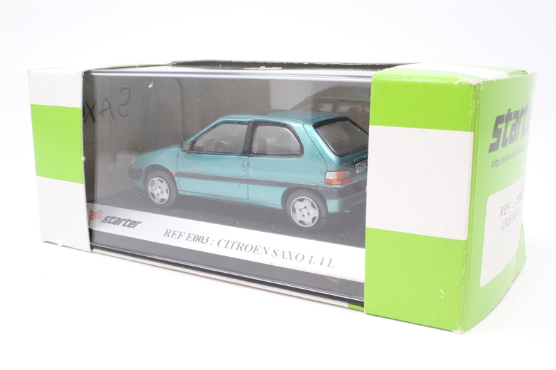 Universal Hobbies Citroën Saxo II 2000 – Modellino Scala 1/43 In Metallo Colore Giallo – Poste PTT