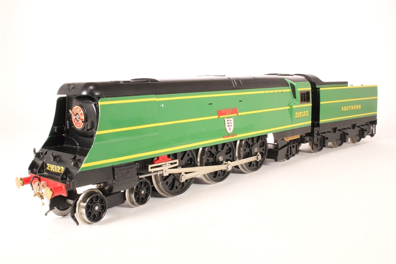 ACE Trains O Gauge (1:43 Scale) 4-6-2 Class 7P6F BoB/WC Bulleid streamlined