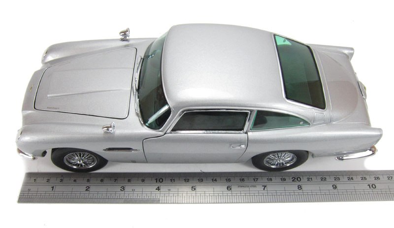 Sun Star H1005 1963 Aston Martin DB5 Silver & Grey