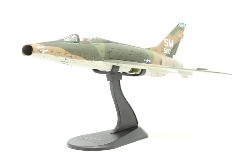 Hobby Master HA2102 North American F-100D Super Sabre - Hattons
