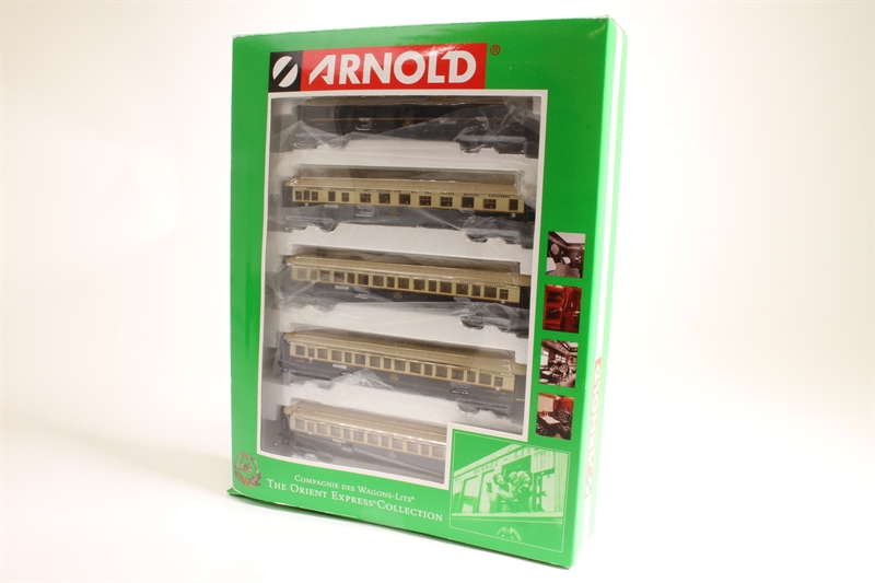 鉄道模型 ARNOLD HN4007 THE ORIENT EXPRESS Arnold HN4007 'Ostend-Vienna Express' 5-Coach Pack of the