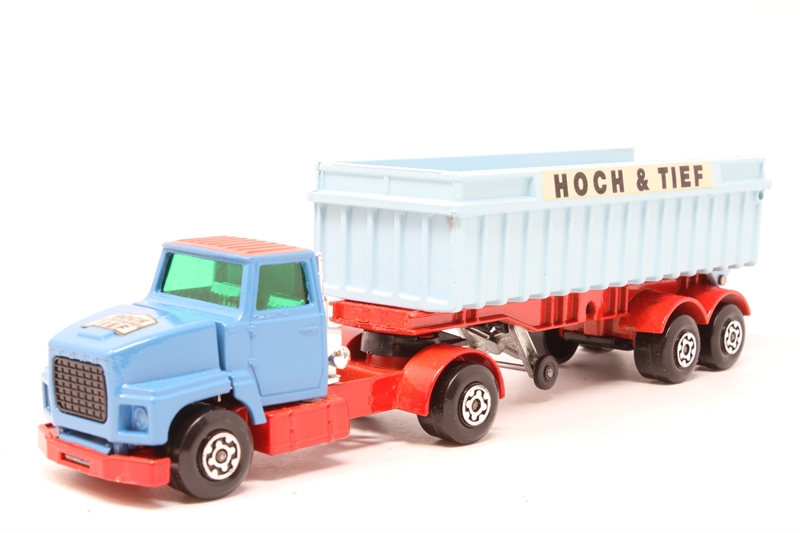 Matchbox K-18-05 Ford LTS Articulated tipper truck - Hattons
