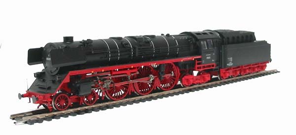 Liliput L110591 Class BR05 4-6-4 Steam loco of the German - Hattons