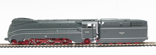 Liliput L111123 BR 01.10 class Epoch II 4-6-2 steam loco - Hattons