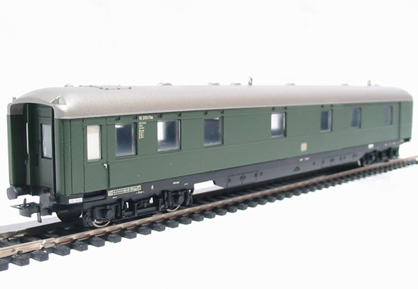 20-60代 人気ファッションブランド Auto L385301 Liliput transport in DB German the of wagon 鉄道模型