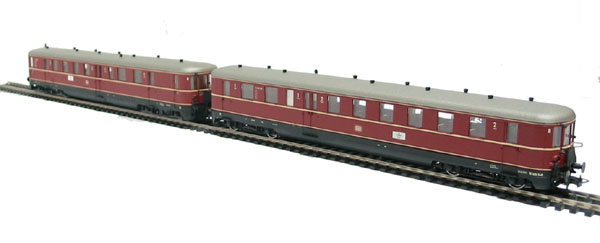 Liliput L112501 Class VT25/VS145 2-car set of the DB - Hattons