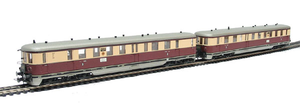Liliput L112513 Class VT137 099 & VS145 135 of the DRG in - Hattons