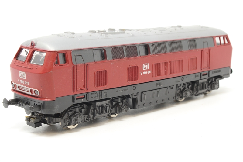 Locomotive diesel V 160 / BR 216 analogique - BRAWA 41152 HO