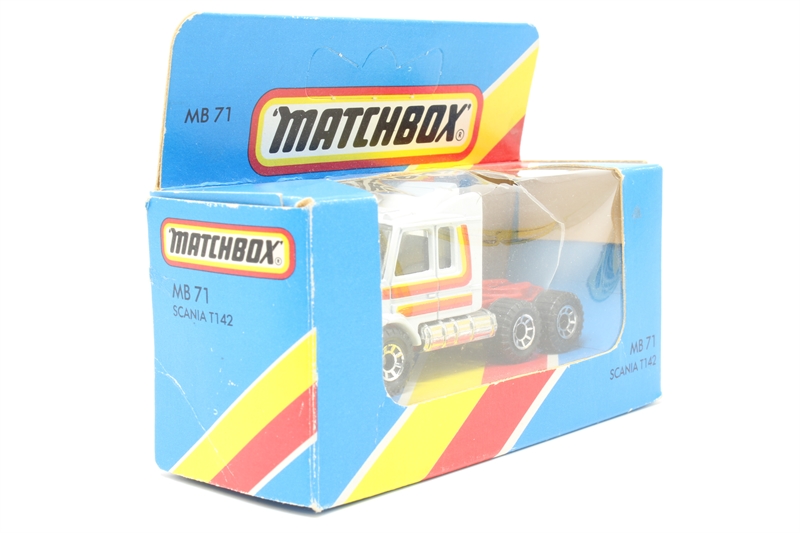 Camion Scania T-142 Matchbox MB 8 - Échelle 1:64 - Année 1983 - Modèle Diecast Neuf