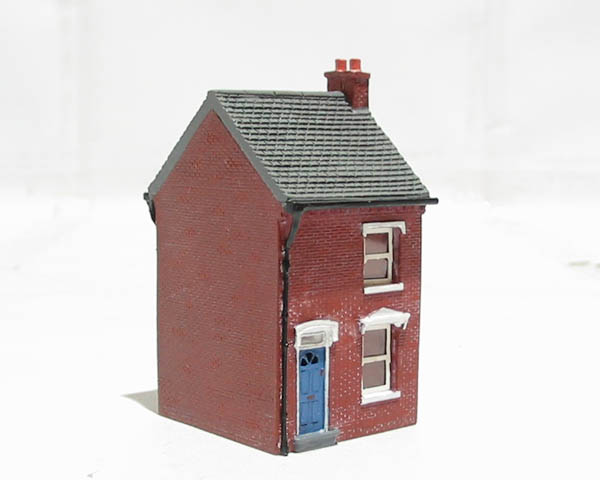 Hornby N8072 Mid terraced house (left hand) - Lyddle End 