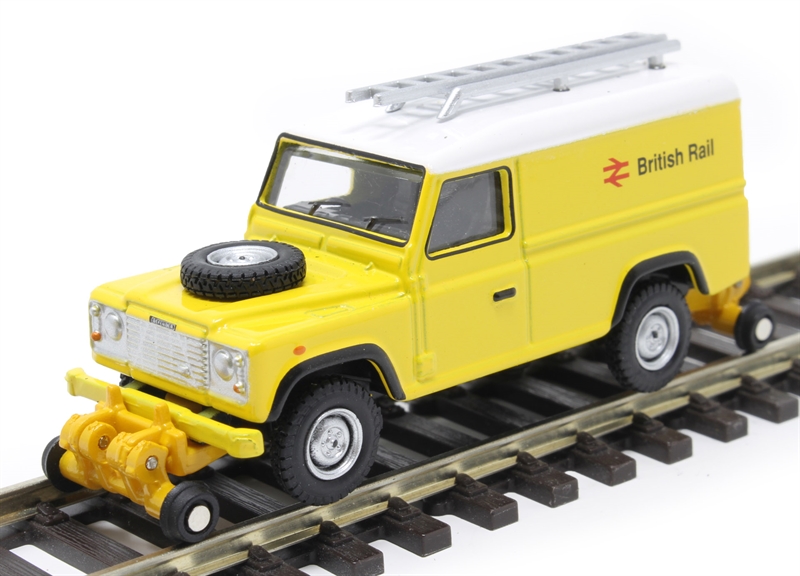 Oxford Diecast OO Land Rover Defender Road/Rail (2017)