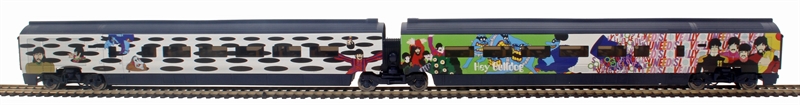 thumbnail image 2 of Hornby The Beatles 'Yellow Submarine' Eurostar OO Gauge Model Train Set R1253M 2 of 2
