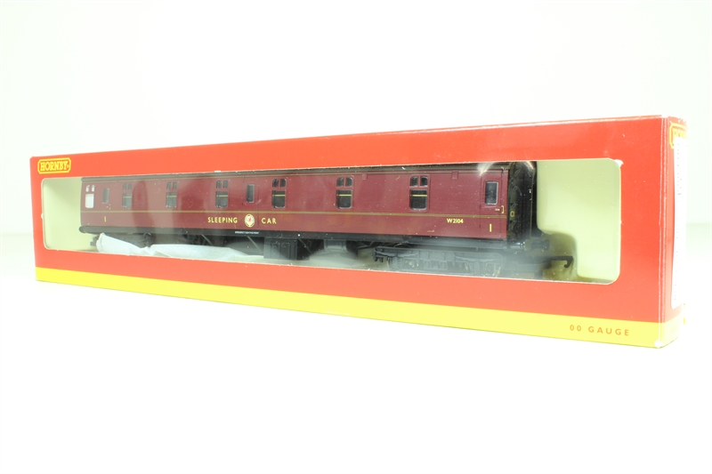 Hornby R4210LN Mk1 sleeper coach W2104 in BR maroon - Like new