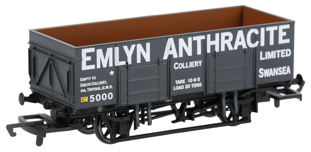 Airfix GMR (Great Model Railways) OO Gauge (1:76 Scale) 20 ton steel mineral GWR/ Private Owner