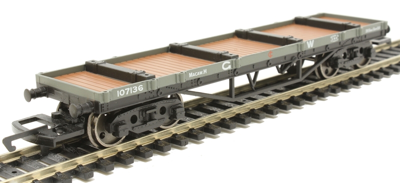 Airfix GMR (Great Model Railways) OO Gauge (1:76 Scale) Bogie Bolster A (GWR Macaw H)
