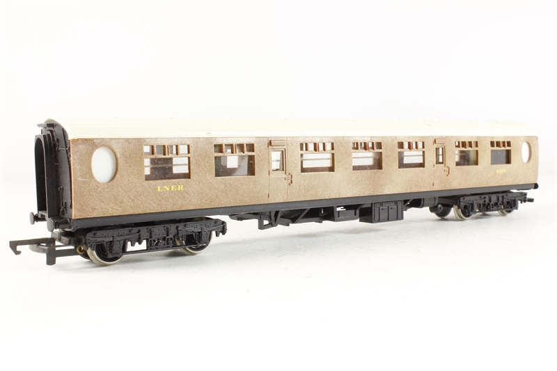 Hornby OO Gauge (1:76 Scale) LNER Thompson