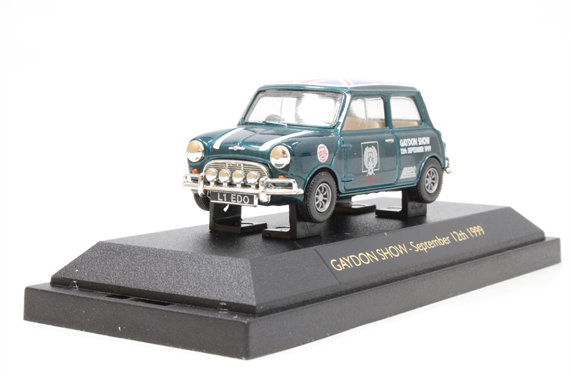 Corgi VA25006 Morris Mini Cooper S in green - special - Hattons