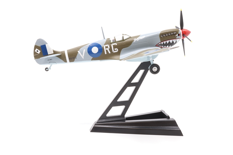 RARE! BATAILLE DU CIEL N°1 SPITFIRE MK II, AVION ONT MARQUE SIECLE