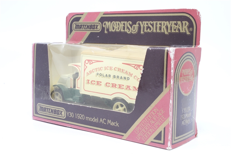 Matchbox Y 30ARCTIC 1920 Model AC Mack Van Arctic Ice Cream Hattons