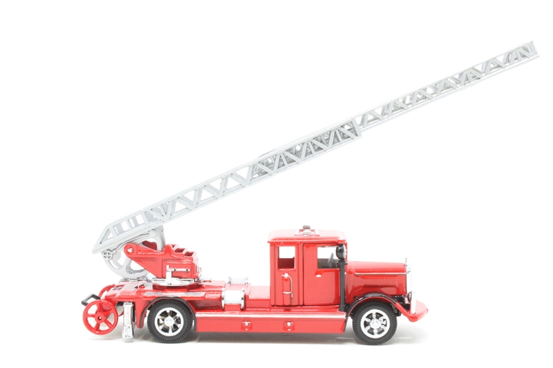 Matchbox Yesteryear YFE05 – Camion De Pompier Mercedes Benz 1932 Échelle 1/43? – Diecast
