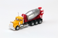 006437 KW W-900 Tri-Drive Cement Truck (colours May Vary)