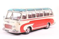 02821 Setra S6