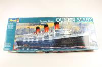 05203 Queen Mary Luxury Liner - 1:570 Scale