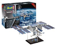 05651 5651 ISS 25th Anniversary Platnium Edition (1:144) Model Kit