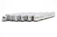 106-090 CB&Q EMD E5A & Silver Streak Zephyr 6 Unit Set