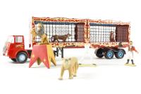 11201 ERF KV Artic with Cages, Lions & Tigers - 'Chipperfields'